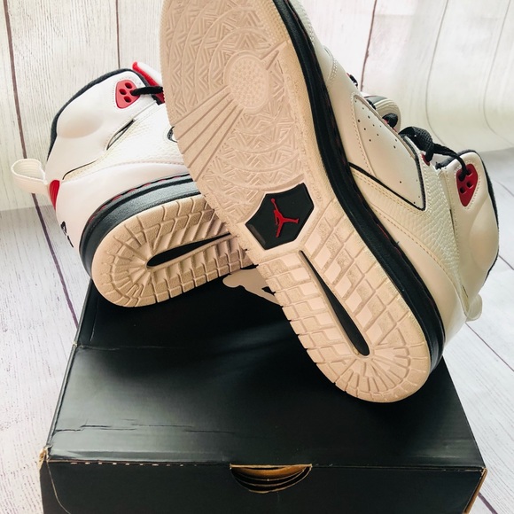 jordan sixty club gym red